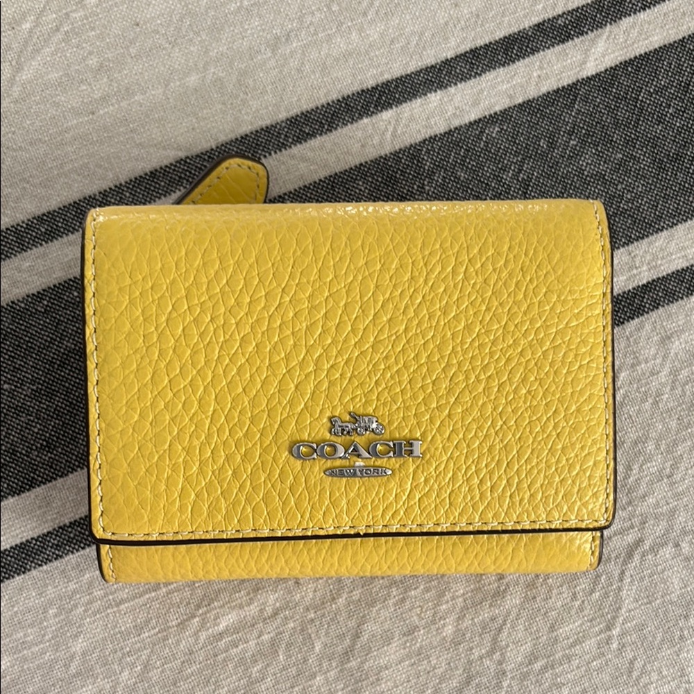 Coach Vibrant Yellow Key Card Holder